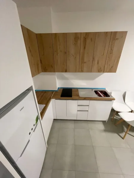 Shengjin, shitet apartament 1+1 Kati 4, 58 m² 90.000 € (Shengjin)