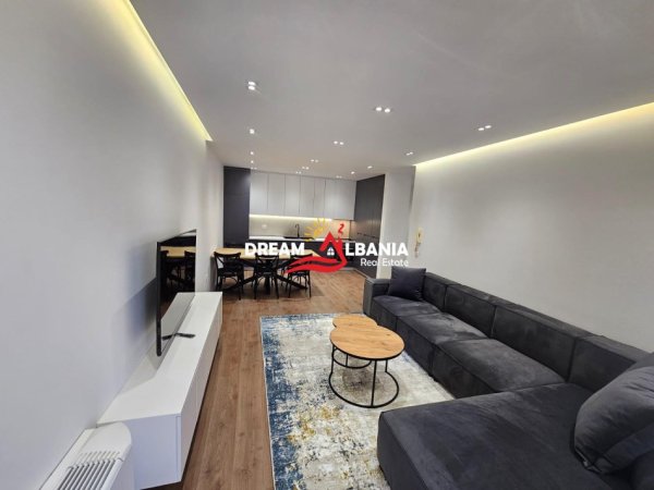 Tirane, jepet me qera apartament 2+1+Ballkon Kati 5, 110 m² 1.000 € (Ne rrugen Him Kolli - ID 42214680)