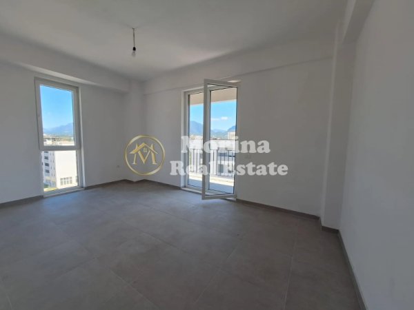 Tirane, jepet me qera apartament 2+1 Kati 5, 90 m² 350 € (Rruga 5 Maji)