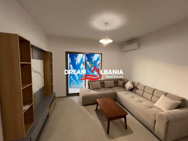 Tirane, jepet me qera apartament 2+1+Ballkon Kati 2, 117 m² 750 € (Tek Fusha Aviacionit - ID 42215105)