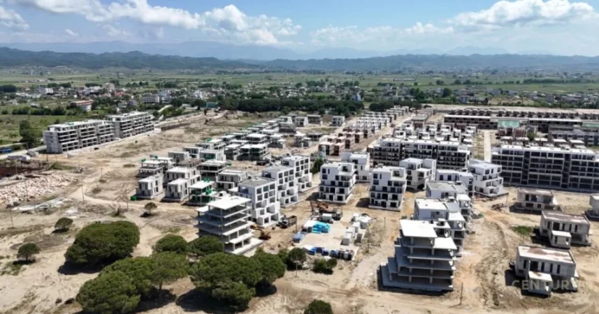 Durres, shitet 1+1+Ballkon Kati 4, 75 m² 