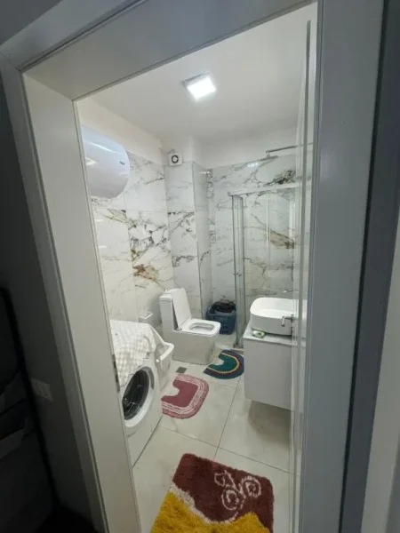 Tirane, jepet me qera apartament 1+1+Ballkon Kati 1, 65 m² 480 € (BAR SORRISO ASTIR)