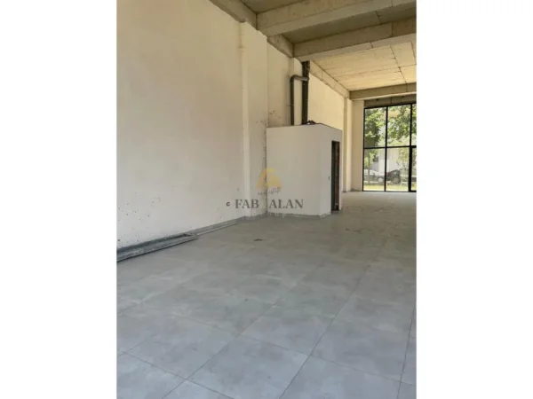 Tirane, shitet ambjent biznesi Kati 0, 168 m² 480.000 € (Urban Gate, Astir)
