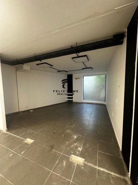 Tirane, jepet me qera ambjent biznesi Kati 1, 700 m² 5.000 € (STADIUMI DINAMO)