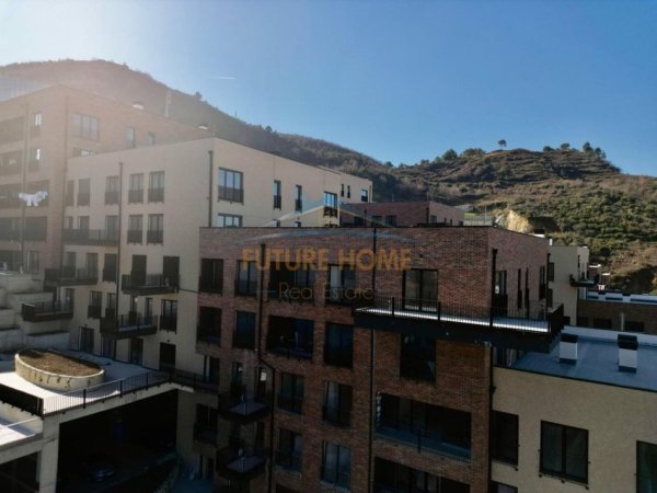 Tirane, shitet apartament duplex 2+1+Ballkon Kati 1, 140 m² 215.000 € (Rezidenca Kodra e Diellit 2)