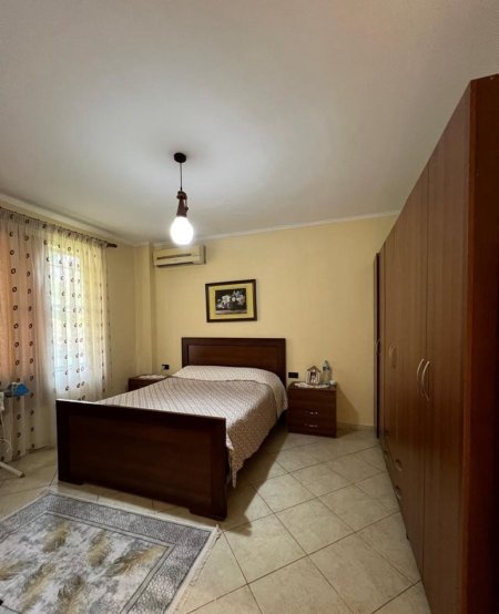Tirane, jepet me qera apartament 2+1 Kati 1, 95 m² 500 € (don bosko)