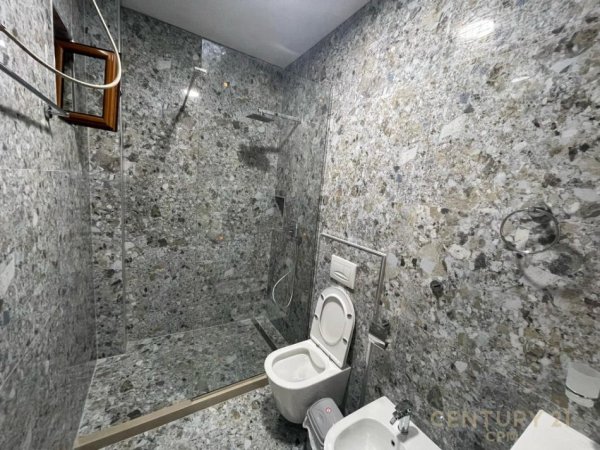 Tirane, jepet me qera apartament 2+1 Kati 7, 72 m² 580 € (Shkolla Baletit)