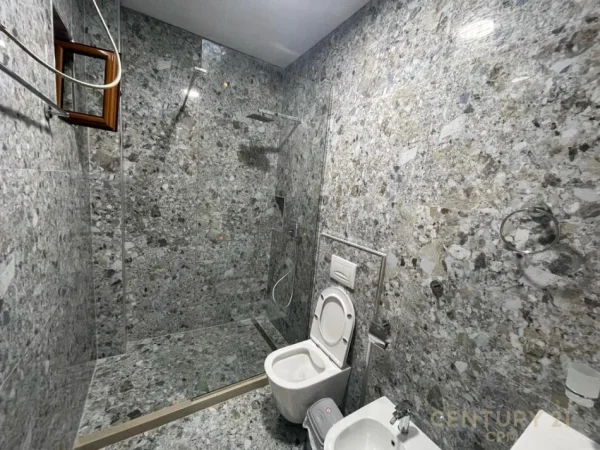 Tirane, jepet me qera apartament 2+1 Kati 7, 72 m² 580 € (Shkolla Baletit)