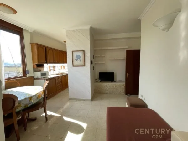 Tirane, jepet me qera apartament 2+1 Kati 9, 80 m² 550 € 