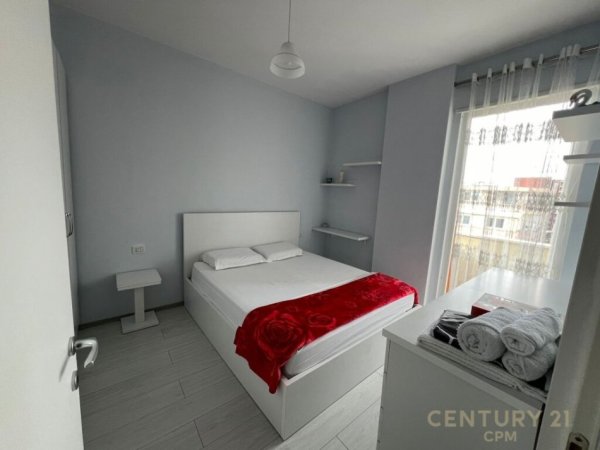 Tirane, jepet me qera apartament 1+1 Kati 6, 75 m² 650 € (Kupola)