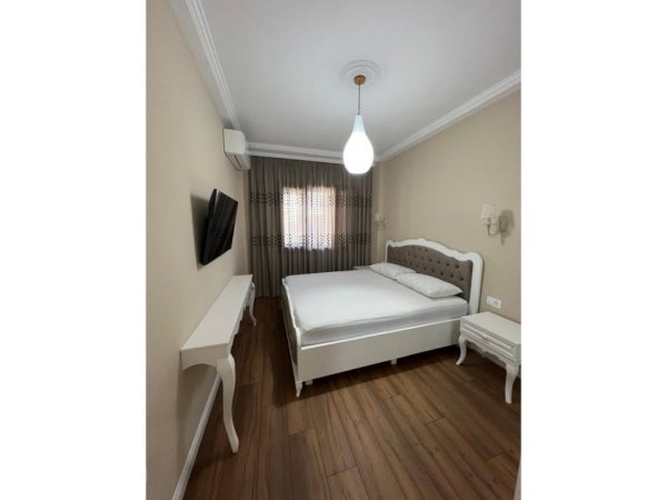 Tirane, jap me qera apartament 1+1 Kati 5, 80 m² 600 € 