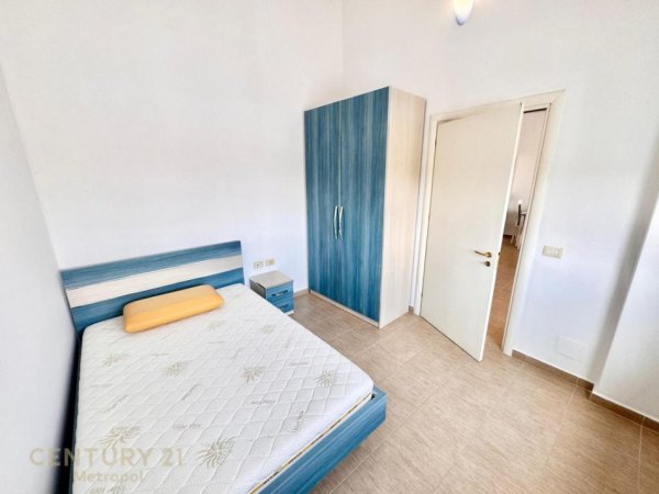 Tirane, jepet me qera apartament 2+1 Kati 3, 99 m² 550 € 