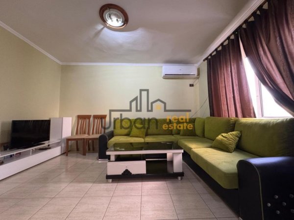 Tirane, jepet me qera apartament 1+1+Ballkon Kati 5, 60 m² 500 € (Stadiumi Dinamo)