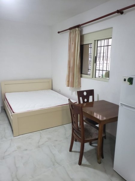 Tirane, jepet me qera garsonier 1+1 Kati 1, 40 m² 320 € (Rruga Ali Visha)