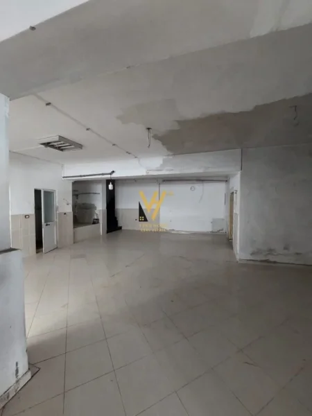 Tirane, shitet ambjent biznesi Kati 0, 996 m² 1.600.000 € (ALI DEMI)