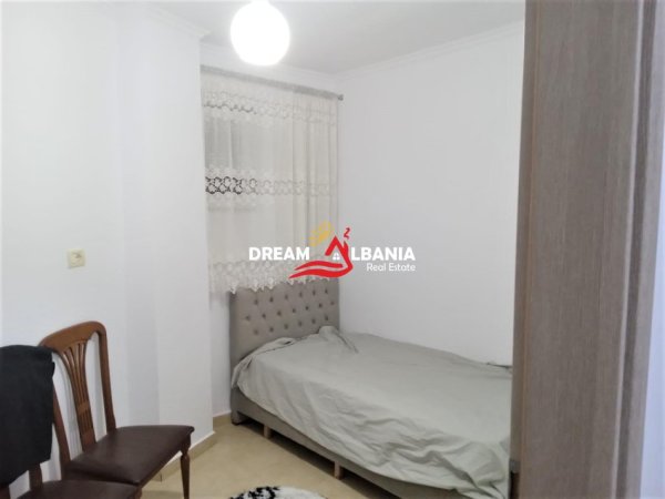 Tirane, jepet me qera apartament 2+1 , 80 m² 590 € 