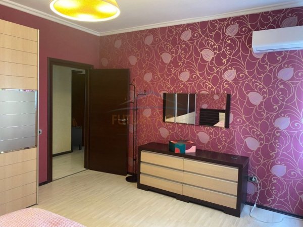 Tirane, jepet me qera apartament 2+1 Kati 2, 110 m² 700 € (ISH EKSPOZITA)