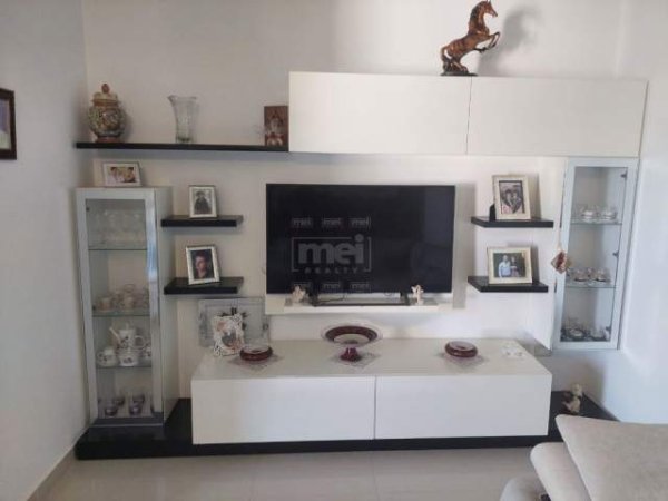 Tirane, jepet me qera apartament 2+1+BLK Kati 1, 120 m² 500 Euro (Porcelan)