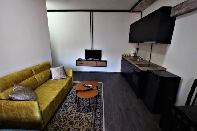 3 Garsoniere AirBnB Per Shitje, Kati 6, 100 m² 130.000 Euro (Rruga 5 Maji)