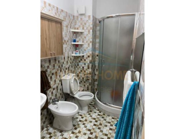 Tirane, jepet me qera apartament 2+1+BLK Kati 5, 110 m² 350