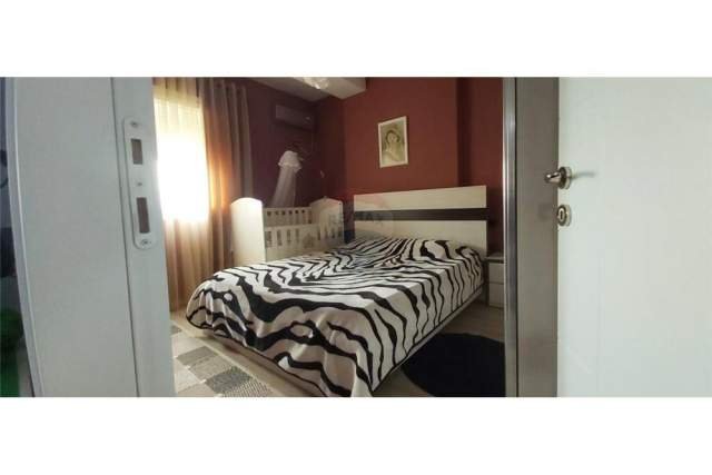 Tirane, jepet me qera apartament 2+1 Kati 7, 85 m² 500 Euro (Kodra e Diellit)