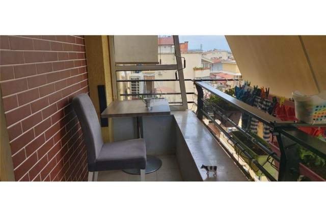 Tirane, jepet me qera apartament 2+1 Kati 7, 85 m² 500 Euro (Kodra e Diellit)