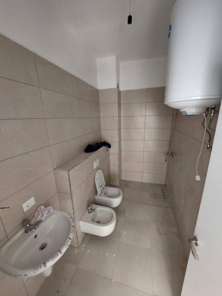Tirane, shitet apartament 3+1+A+BLK Kati 2, 139 m² 180.700