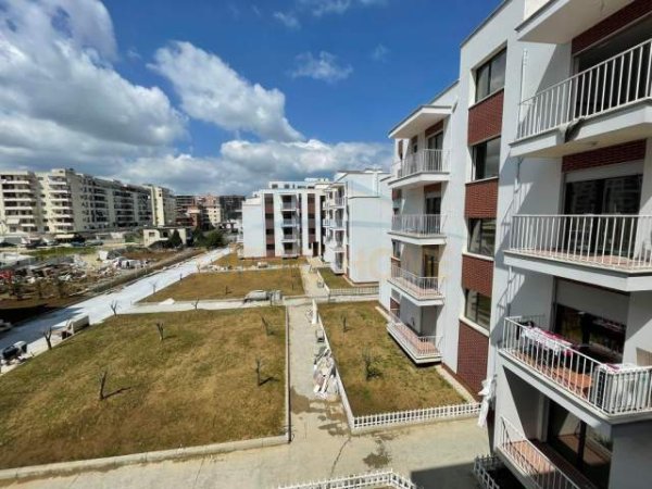 Tirane, shitet apartament 1+1+BLK Kati 3, 66 m² 75.000 Euro (Unaza e Re)