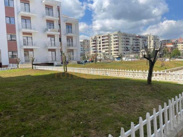 Tirane, shitet apartament 1+1 Kati 3, 66 m² 72.600 Euro (Unaza E Re Astir)