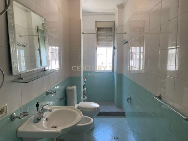 Tirane, shitet apartament 2+1 Kati 5, 66 m² 68.000 Euro (ASTIR)