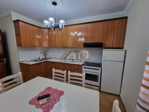 Tirane, jepet me qera apartament 2+1+BLK Kati 2, 100 m² 400 Euro