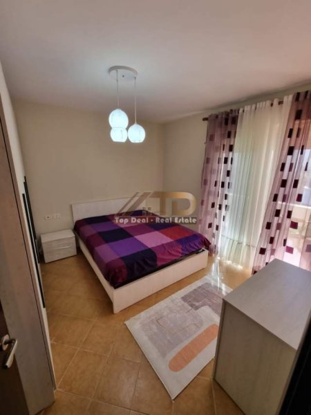 Tirane, jepet me qera apartament 2+1+BLK Kati 2, 100 m² 400 Euro
