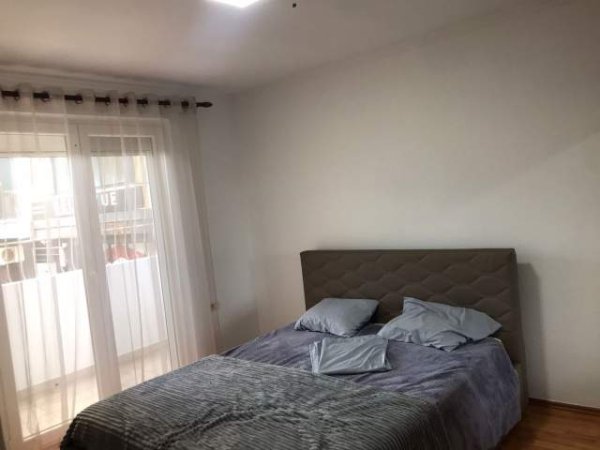 Tirane, shitet apartament 2+1+BLK Kati 2, 75 m² 155.000 Euro (Rruga Muhamet Gjollesha Tirane)