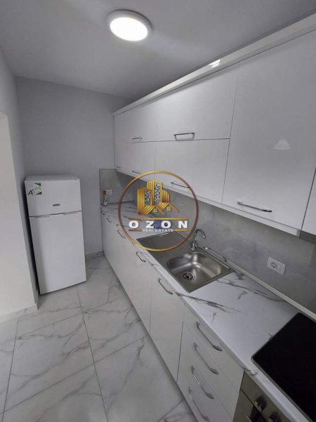 Tirane, jepet me qera apartament 3+1+A+BLK Kati 1, 96 m² 450 Euro (Myslym Shyri)