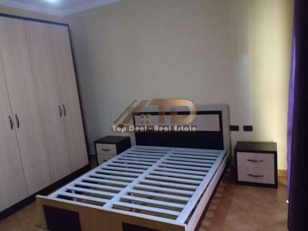 Tirane, jepet me qera Vile 2+1+BLK Kati 1, 134 m² 300 Leke (Ethem Haxhi Beu)
