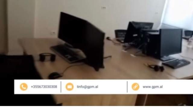 Tirane, jepet me qera zyre Kati 1, 150 m² 1.000 Euro (Harry Fultz)