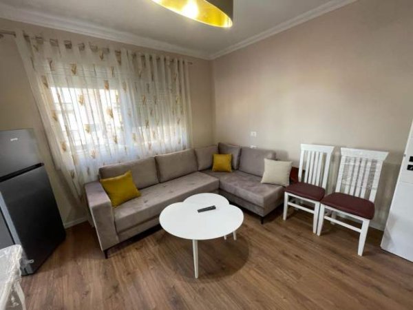 Tirane, jepet me qera apartament 1+1+BLK Kati 3, 70 m² 450 Euro