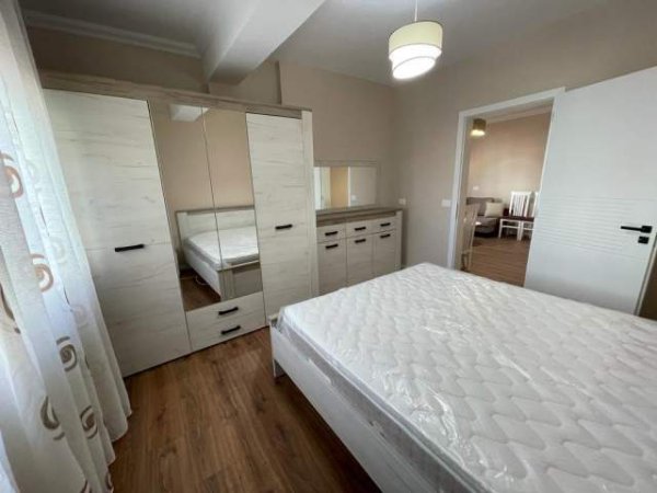 Tirane, jepet me qera apartament 1+1+BLK Kati 3, 70 m² 450 Euro
