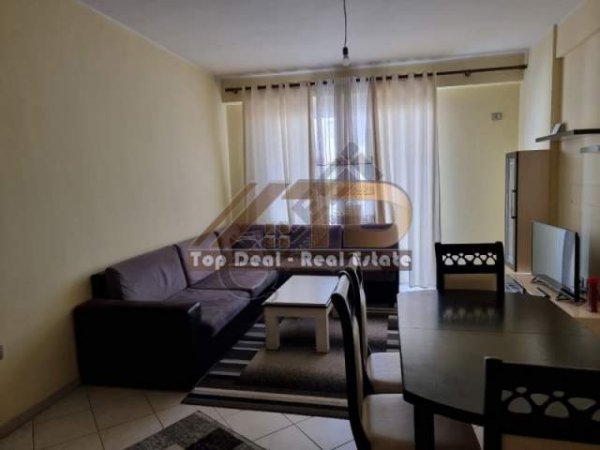 Tirane, jepet me qera apartament 3+1+BLK Kati 6, 128 m² 350 Euro