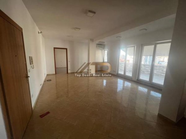 Tirane, jepet me qera apartament 2+1+BLK Kati 4, 120 m² 400 Euro
