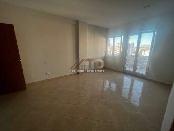 Tirane, jepet me qera apartament 2+1+BLK Kati 4, 120 m² 400 Euro