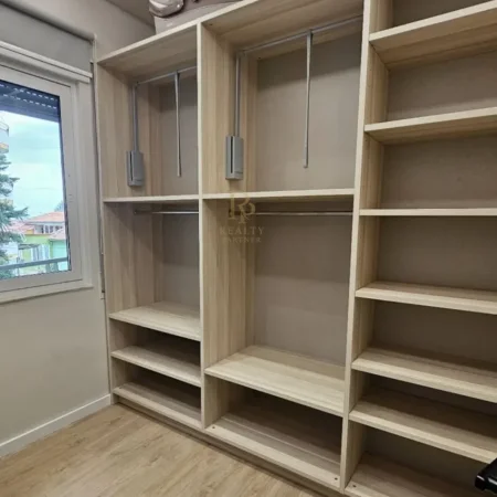 Tirane, shitet apartament 3+1+Ballkon Kati 2, 118 m² 320.000 € (Liqeni i Thate)