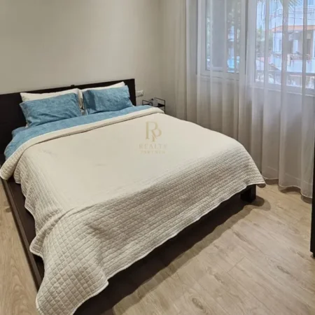 Tirane, shitet apartament 3+1+Ballkon Kati 2, 118 m² 320.000 € (Liqeni i Thate)