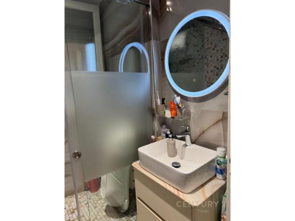 Tirane, shitet apartament 2+1 Kati 3, 92 m² 185.000 € (Rr.Ali Demi)