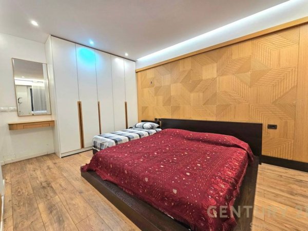 Tirane, jepet me qera apartament 1+1 Kati 4, 60 m² 600 € (Rr. Muhamet Gjollesha)