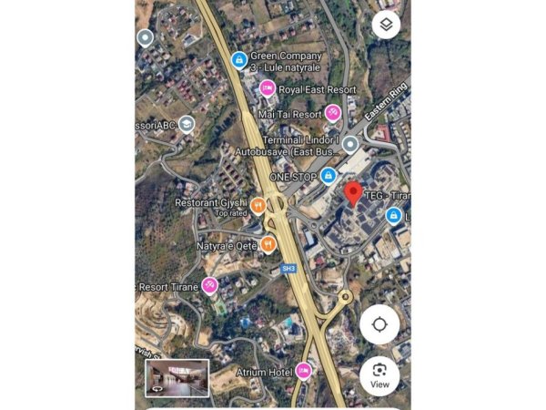 Tirane, shes toke , 3.000 m² 900.000 € (qendra tregtare teg)
