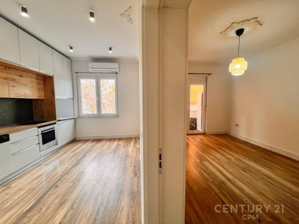 Tirane, jepet me qera apartament 2+1 Kati 4, 78 m² 650 € (Rruga e Kavajes)