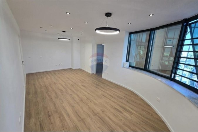 Apartament ne shitje, 2+1 totalisht i investuar tek 21 Dhjetori (215'000 Euro) !