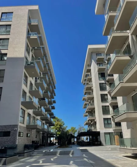 Lezhe, shitet apartament 1+1+Ballkon Kati 5, 76 m² 106.400 € (Shengjin)