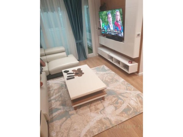 Tirane, shitet apartament 2+1 Kati 3, 92 m² 185.000 € (Ali Dem)